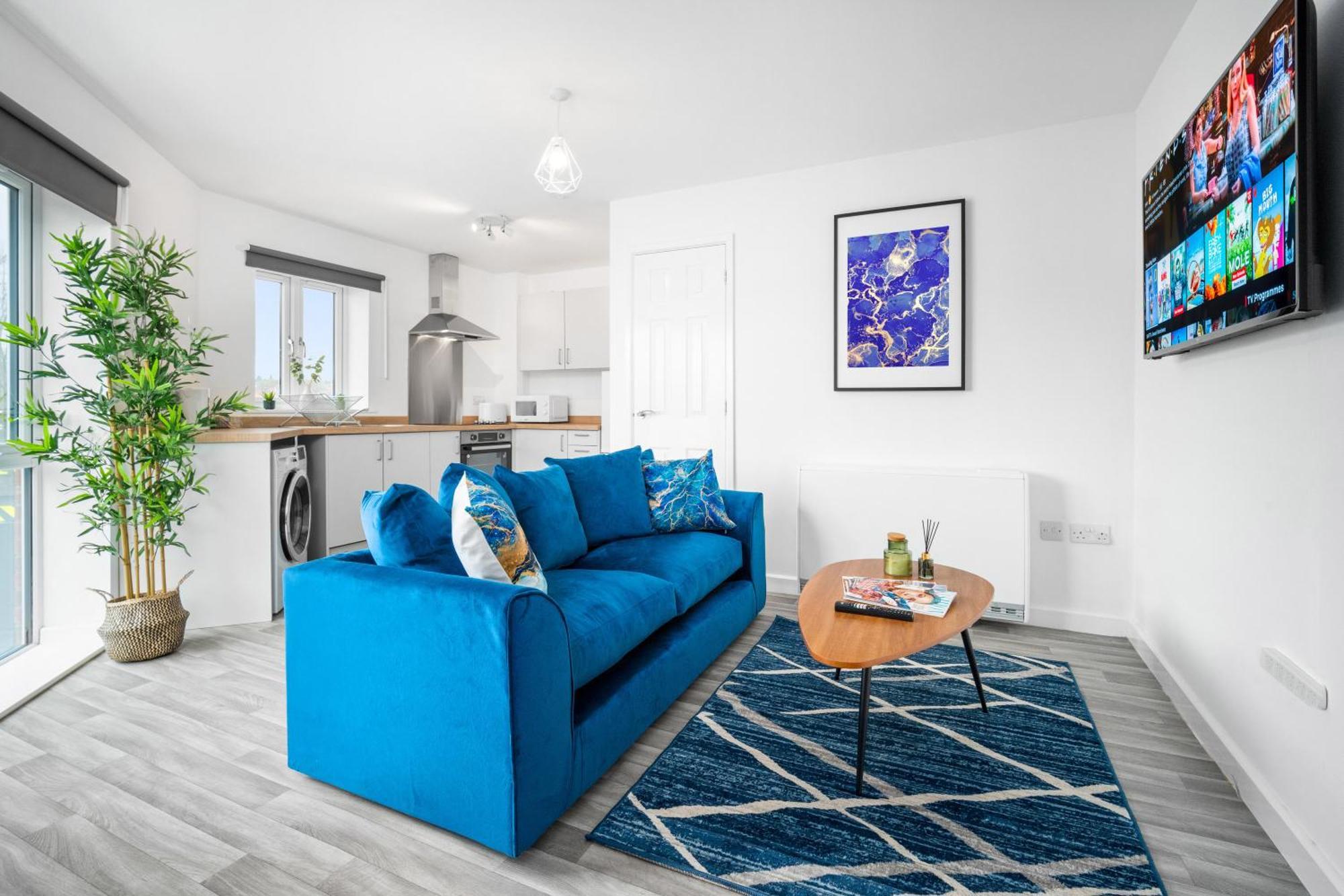 New 2 Bedroom Deluxe Apartment - Parking - Wifi & Netflix - Top Rated - 50C Cradley Heath Dış mekan fotoğraf